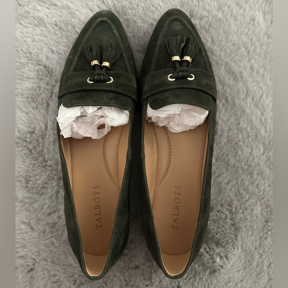 NWOT Talbots Women's Suede Green Loafers